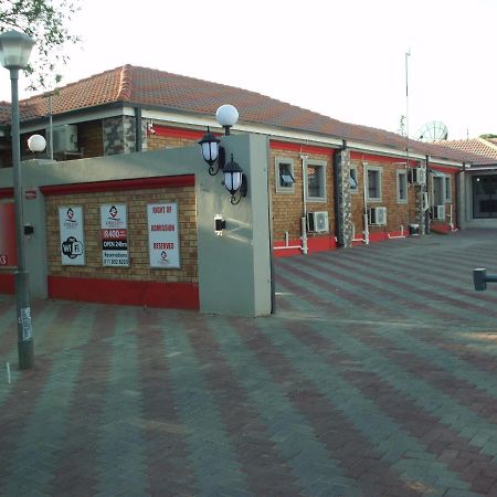 Emirates Garden Lodge Boksburg Bagian luar foto