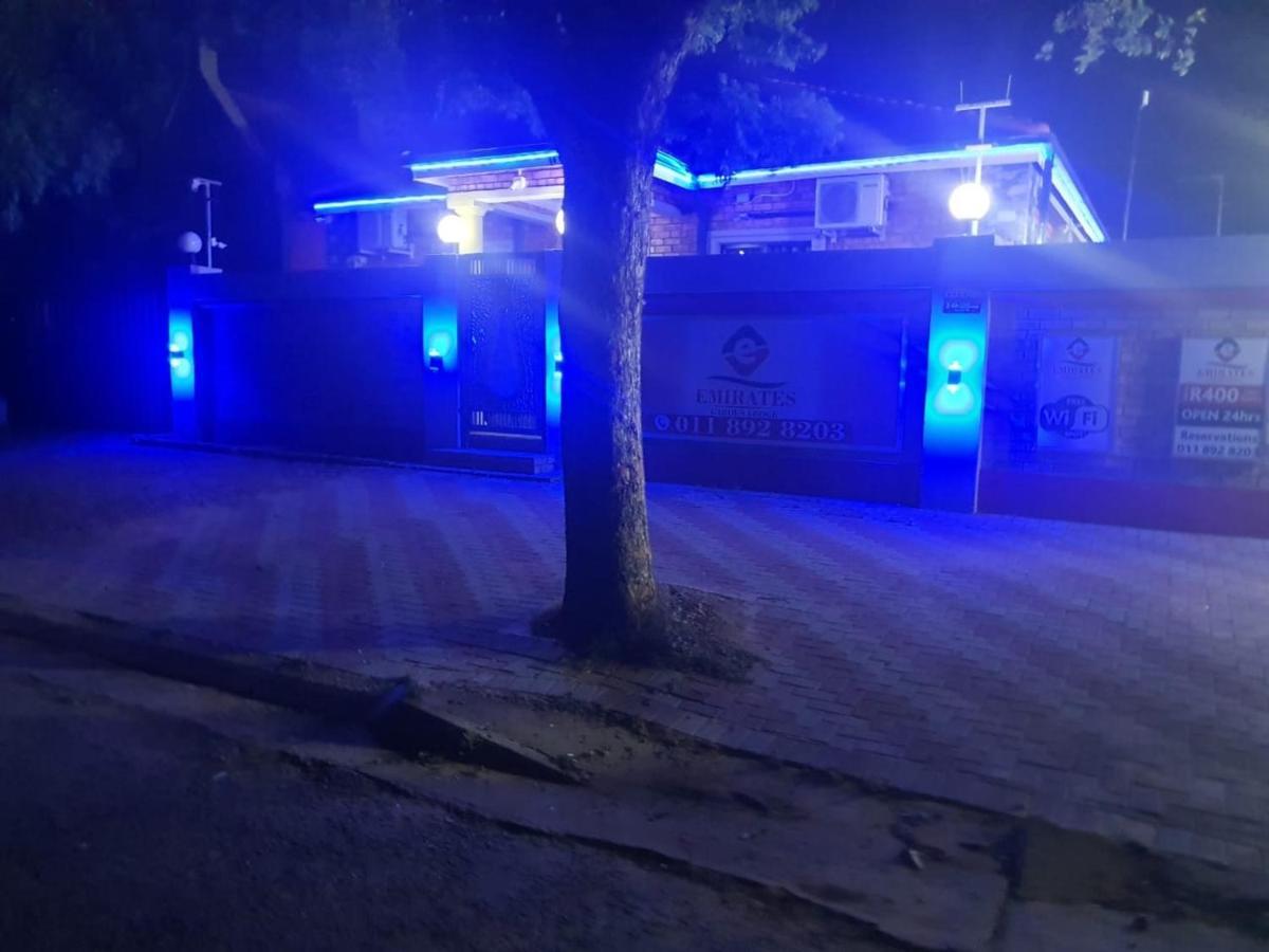 Emirates Garden Lodge Boksburg Bagian luar foto