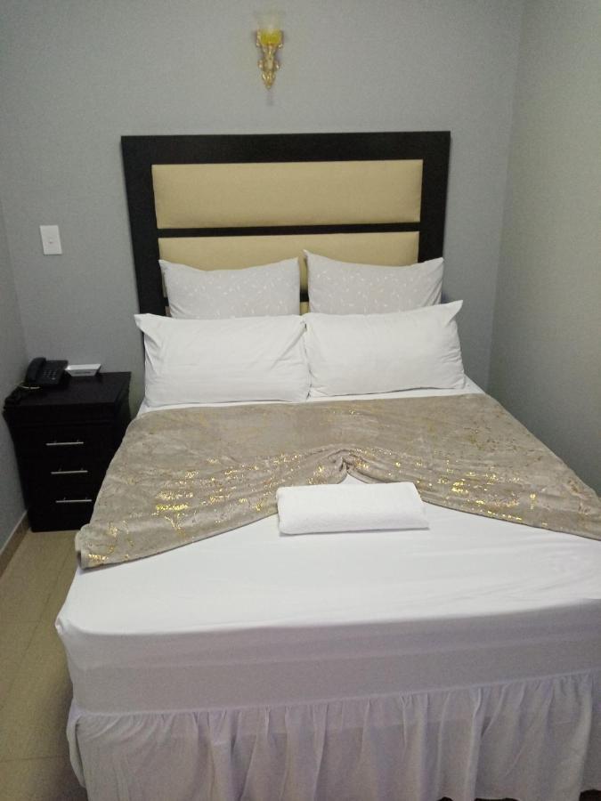 Emirates Garden Lodge Boksburg Bagian luar foto
